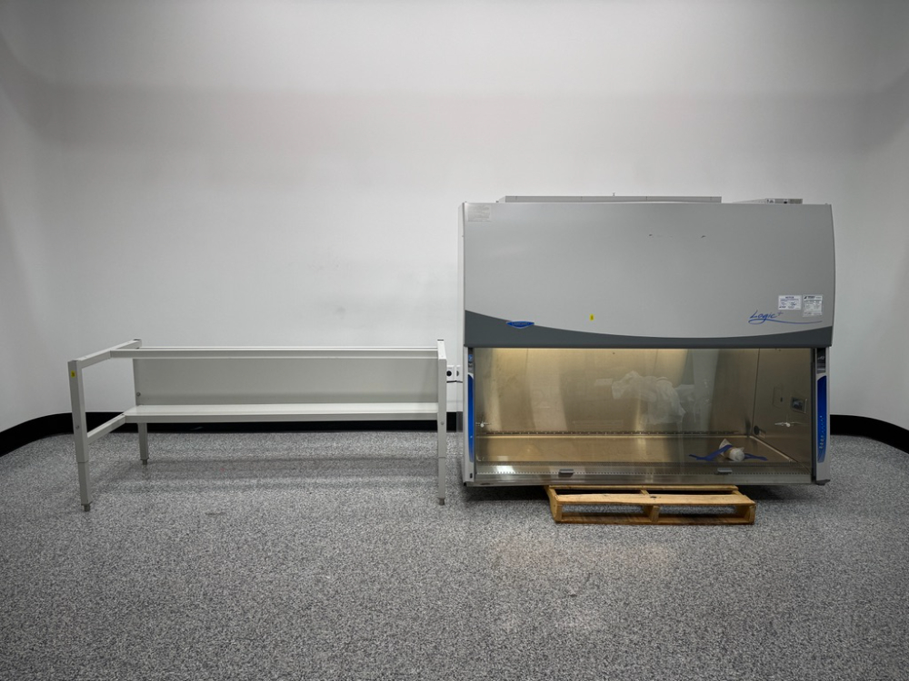 Image of Labconco Logic+ 6' BioSafety Cabinet